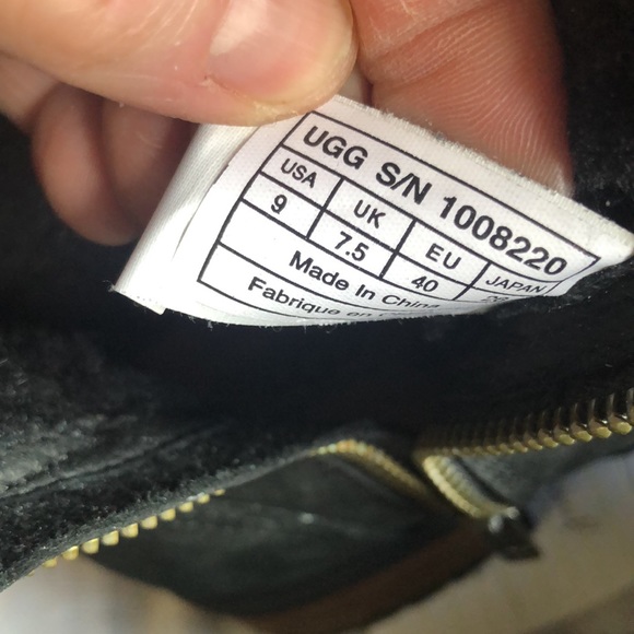 Ugg Blayne11 boots black, size 9, leather - Picture 3 of 5